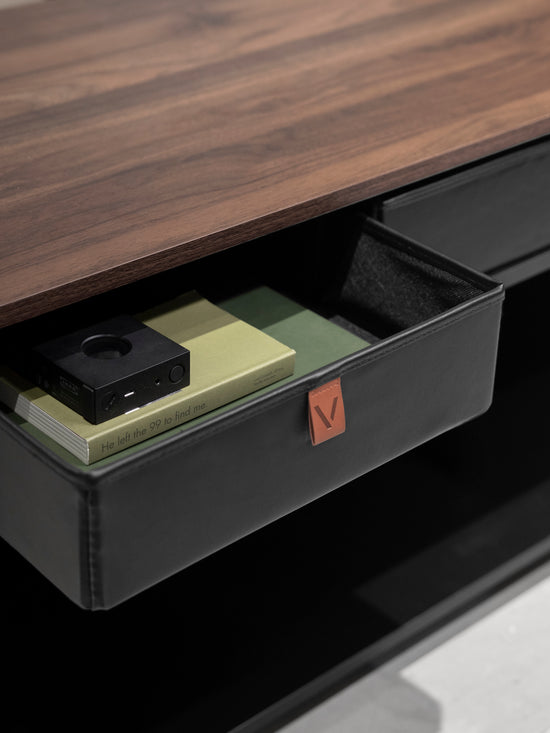 Inklusive Leder-Drawer-Pouch (nur für offen)