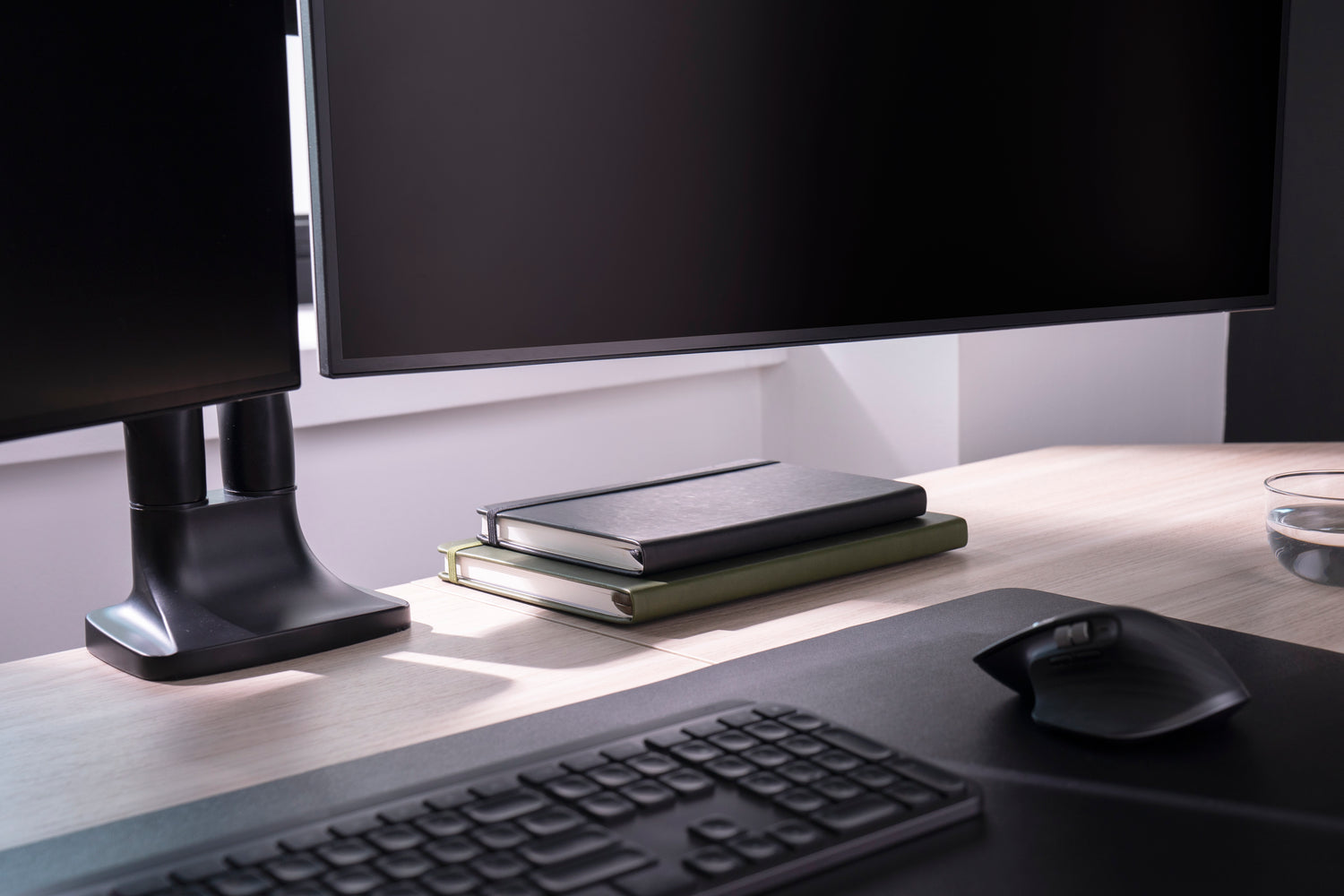 höhenverstellbarer schreibtisch holz