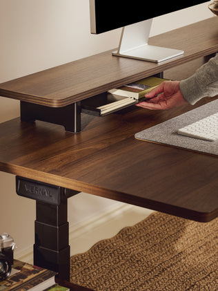 Walnussbaum V-Serie Schreibtischablage