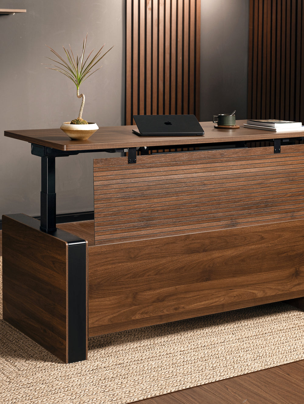 höhenverstellbarer Chefschreibtisch-5