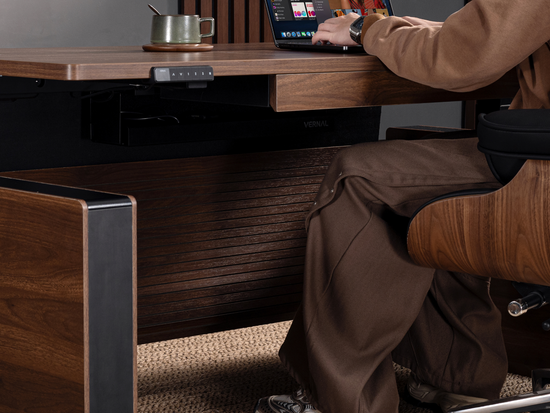 Mehr Beinfreiheit darunter