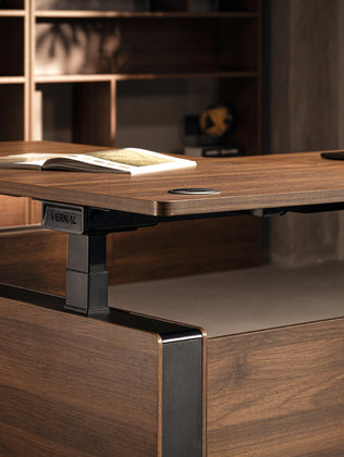 höhenverstellbarer Chefschreibtisch-3