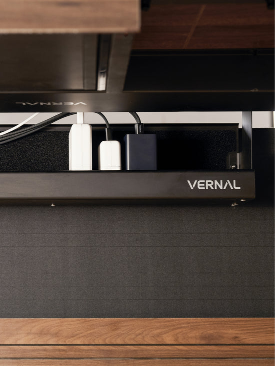 Kabelmanagement-Ablage