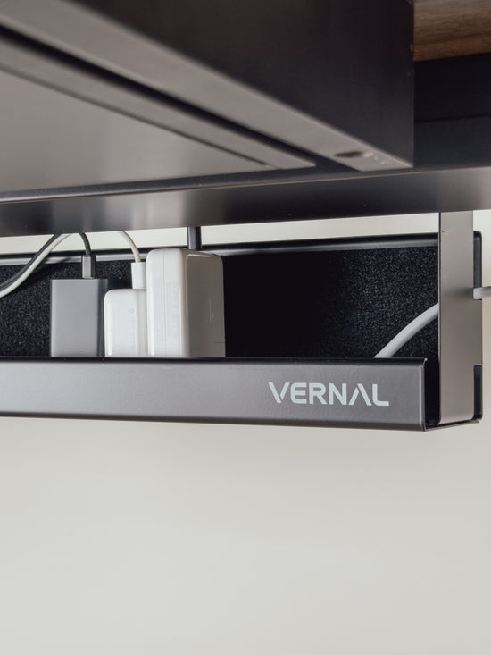 Kabelmanagement-Ablage